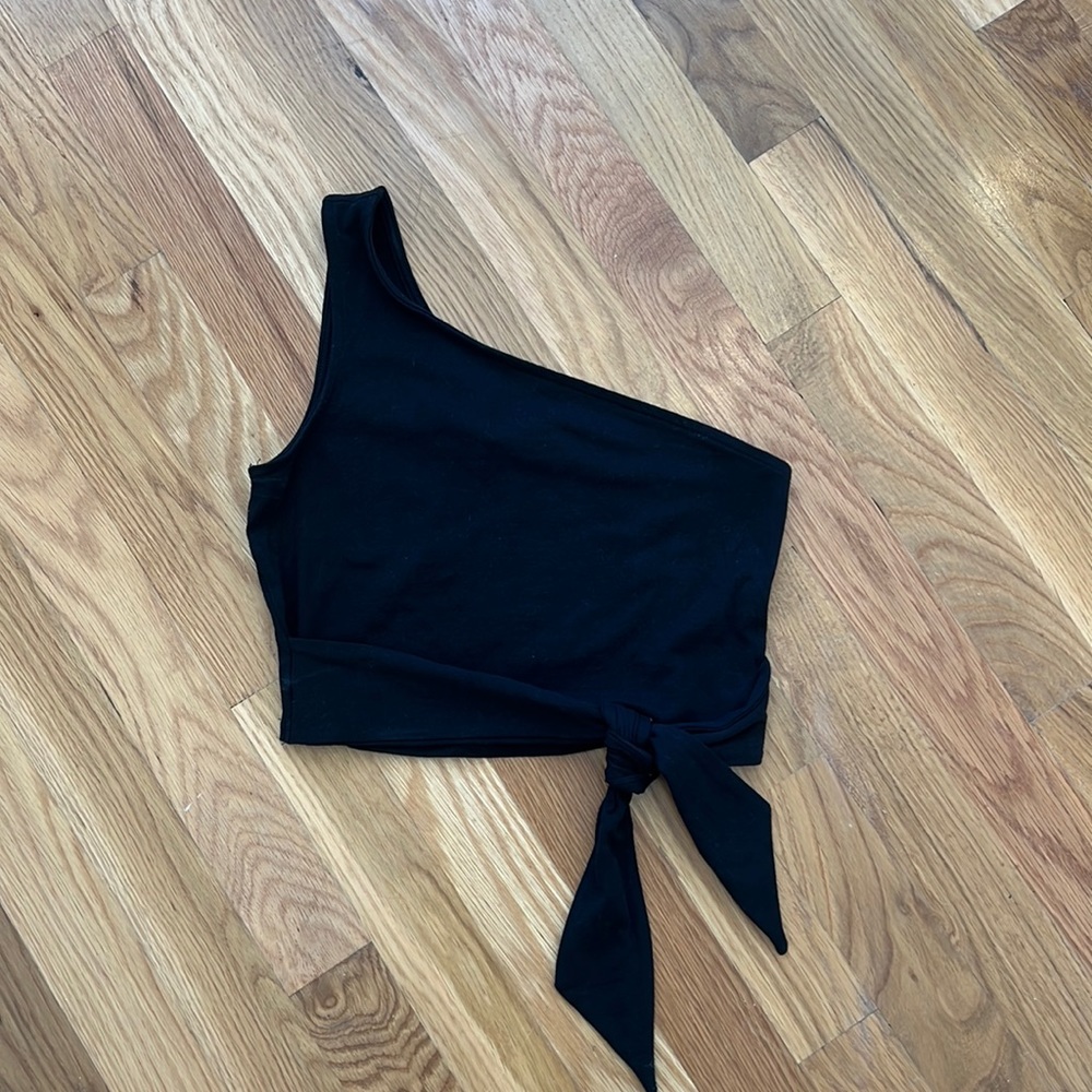 Express One Shoulder Top
